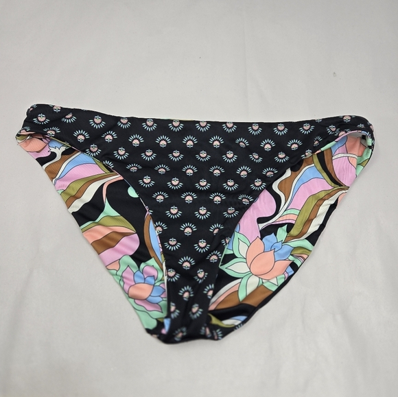 Billabong Women's Islands Away Reversible Low Rider Bikini Bottom Multicolor XL - Picture 8 of 11